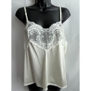 Vintage JC Penney Cream Nylon Lace Trim Nightgown Top Shirt Retro Sze 8 Romantic